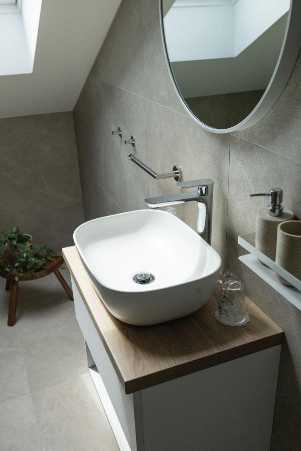Rooms & Apartment Perak Kutjevo Exterior foto
