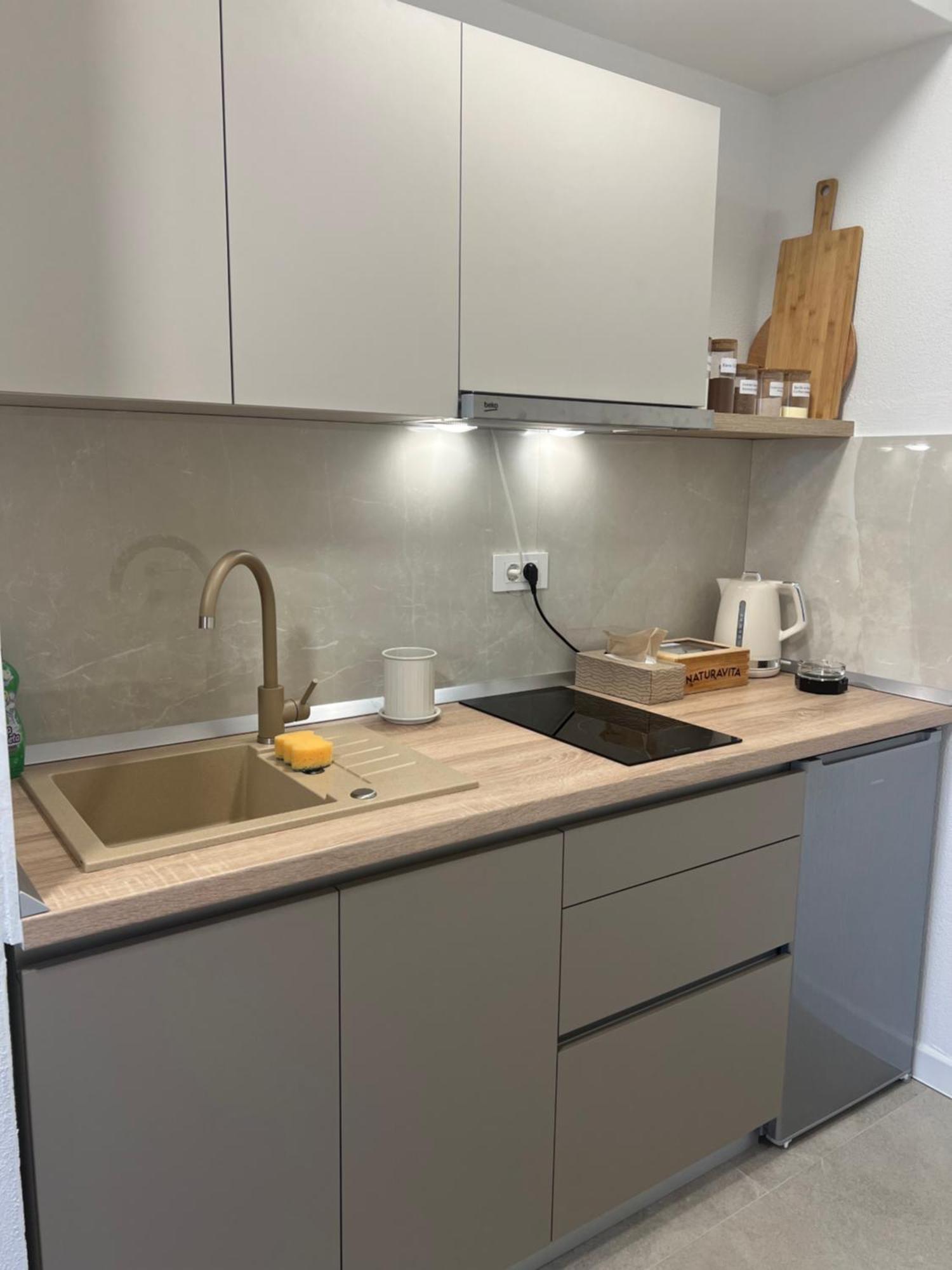 Rooms & Apartment Perak Kutjevo Exterior foto